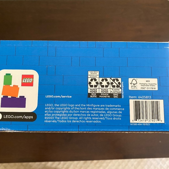 LEGO Ski Set -NEW BOX NEVER OPENED - Picture 6 of 9